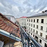 Cozy Riga Old Town Appartment